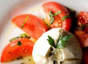 Photo of a caprese salad by Ed Nute